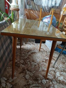Dřevěný stolek - 5