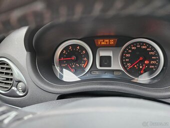 Renault clio 3 - 5