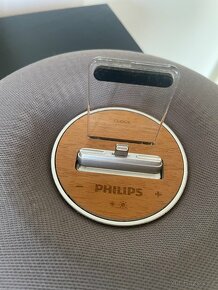 Philips iPhone nabíječka s reproduktorem a hodinami - 5