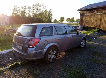 Prodám Opel Astra h,1,7 rv.2009,81kw, - 5