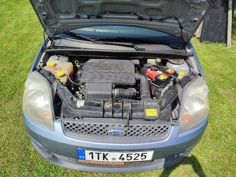 Prodám Ford Fiesta rv..2005, - 5