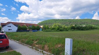 Prodej stavebního pozemku 716 m2 Tišnov - 5