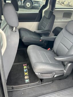 Dodge Grand Caravan SXT - 5