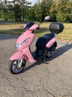 Peugeut Kisbee 50 edice Pink - 5