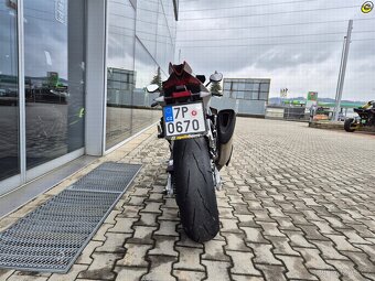 Aprilia RSV4 RR - 5