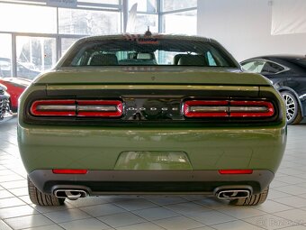 Dodge Challenger, GT - 5