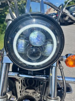 KAWASAKI VN 900 Custom - 5