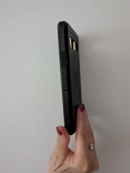 Google Pixel 7a 5G 8GB/128GB černý + odolný kryt - 5