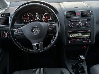 VW Touran 1.6TDi 77kw, r.2013, 2.majitel,serviska, STK - 5