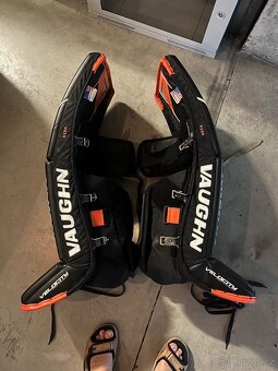 Brankářský hokejový set Vaughn V10 Pro Carbon Custom - 5