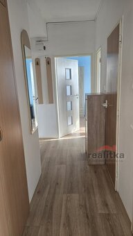 Pronájem zařízeného bytu 2+1, 50m2 s balkónem, Opava, ul. Ol - 5
