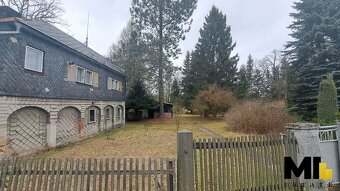 Prodej rodinného domu 435 m2 na pozemku o velikosti 1 790 m2 - 5