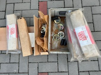 Volha Gaz 24, originální nové plováky nádrže - 5