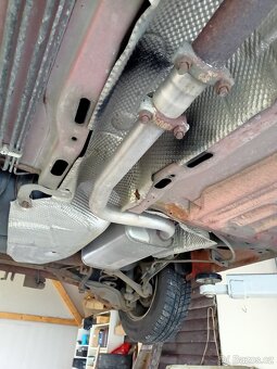 Ford Focus 1,6 Benzin 74kw, rok: 2003 První majitel. Klimati - 5