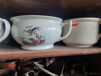 Starý  PORCELANOVÝ Nočník - 5