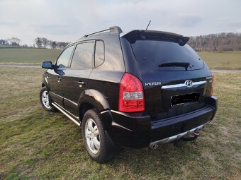 Hyundai Tucson 2.0crdi - 5