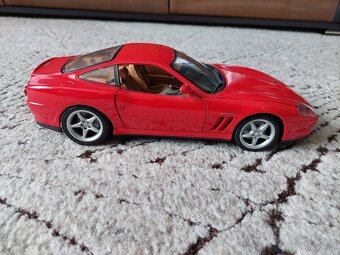 Ferrari 550 Maranello 1:18 - Maisto - 5