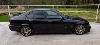 BMW M3 Sedan 1997 E36, pěkný, 3.2, funkčně upravený - 5