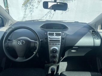 Toyota Yaris 1,3 (64kW), klimatizace, původ vozu ČR - 5