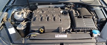 VW Passat 2.0 TDI Highline 140 kw, původ ČR, málo km - 5