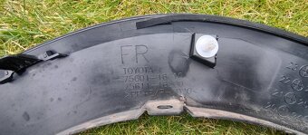 Mercedes W236 C253 W253 - podblatnik maska / Corolla - lem - 5