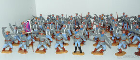 Timpo Toys figurky:kovbojové,indiáni,vojáci,mexičani 1000 ks - 5