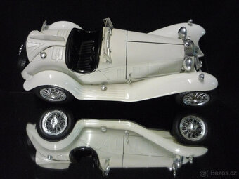Alfa Romeo 2300 Spider bílá Bburago 1/18 - 5