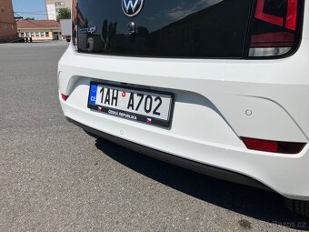 Volkswagen Up CNG 2022 kamera ČR DPH - 5