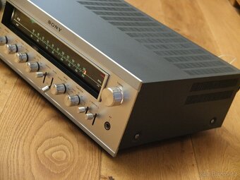 SONY STR-7055 FM/AM stereo přijímač (1972-76) - 5