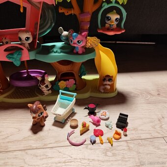 LPS krásná sadička stromový domeček zvířátka a doplňky - 5