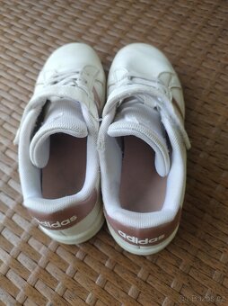 Tenisky Adidas vel.34 - 5
