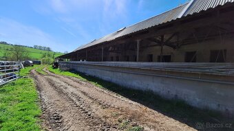 Prodej farmy, zemědělského areálu - 5