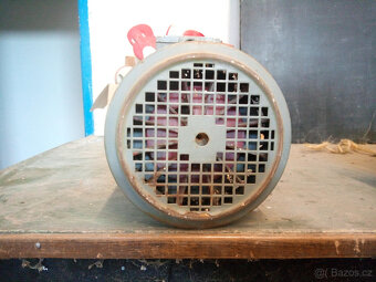 elektromotor - MEZ Mohelnice 4AP90L-4 - 5