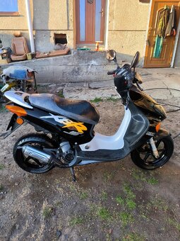 Honda x8r - 5