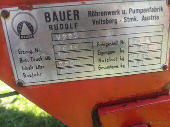 prodám Fekál 2200l BAUER - 5