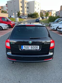 Škoda Octavia RS 2.0 TSI 147 kW - 5