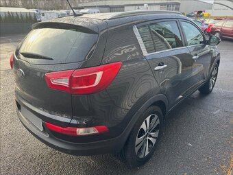 Kia Sportage 2,0 (2012) - 5