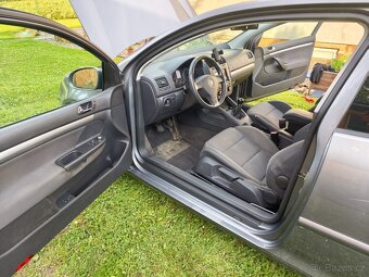 Volkswagen Golf 5, 2.0tdi 103kw - 5