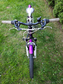 24" dívčí horské hliníkové kolo GENESIS, rám 14" - 5