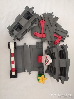 Lego duplo 10506 koleje a výhybky k vláčkům vlakům - 5