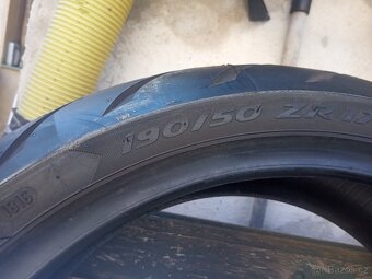 Prodám pneu Metzeler roadtec 01 rozměry 190/50 zr17 - 5