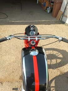 JAWA CALIFORNIA 250 - 5