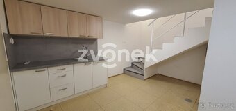 Pronájem obchodních prostor v centru Zlína, 147 m2 - 5