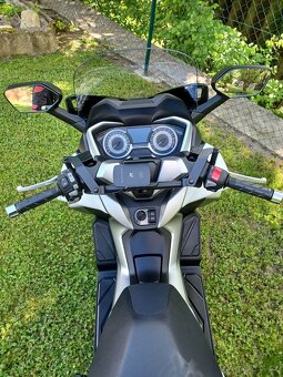 Honda Forza 300 - 5