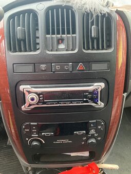Chrysler Voyager - 5