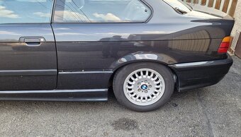BMW E36 coupe 325i - 5