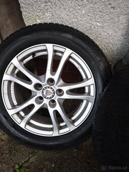 Prodám zimní kola Ford 205/55R16 - 5