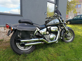 Suzuki VZ 800 Marauder - 5