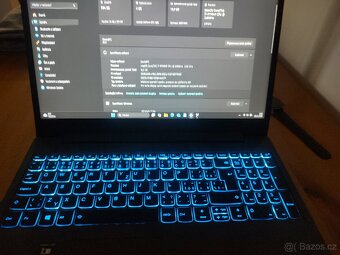 Prodám herní notebook Lenovo , málo používaný v pěkném stavu - 5