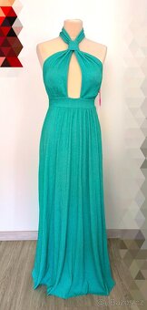 Třpytivé šaty - 5